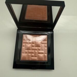 Bobbi Brown Shimmering Gold Highlighter